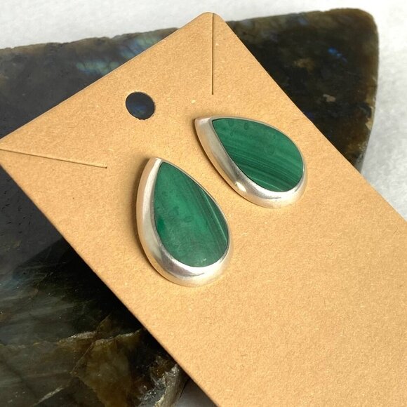 Sterling Silver 925 Southwest Style Malachite Teardrop Shaped Pierced Earrings - Picture 3 of 15